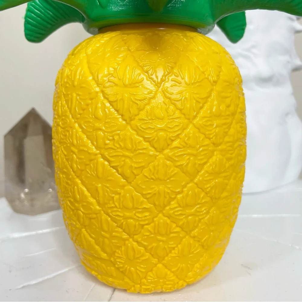 Krazy Straw Pineapple Plastic Sipper Cup 🍍